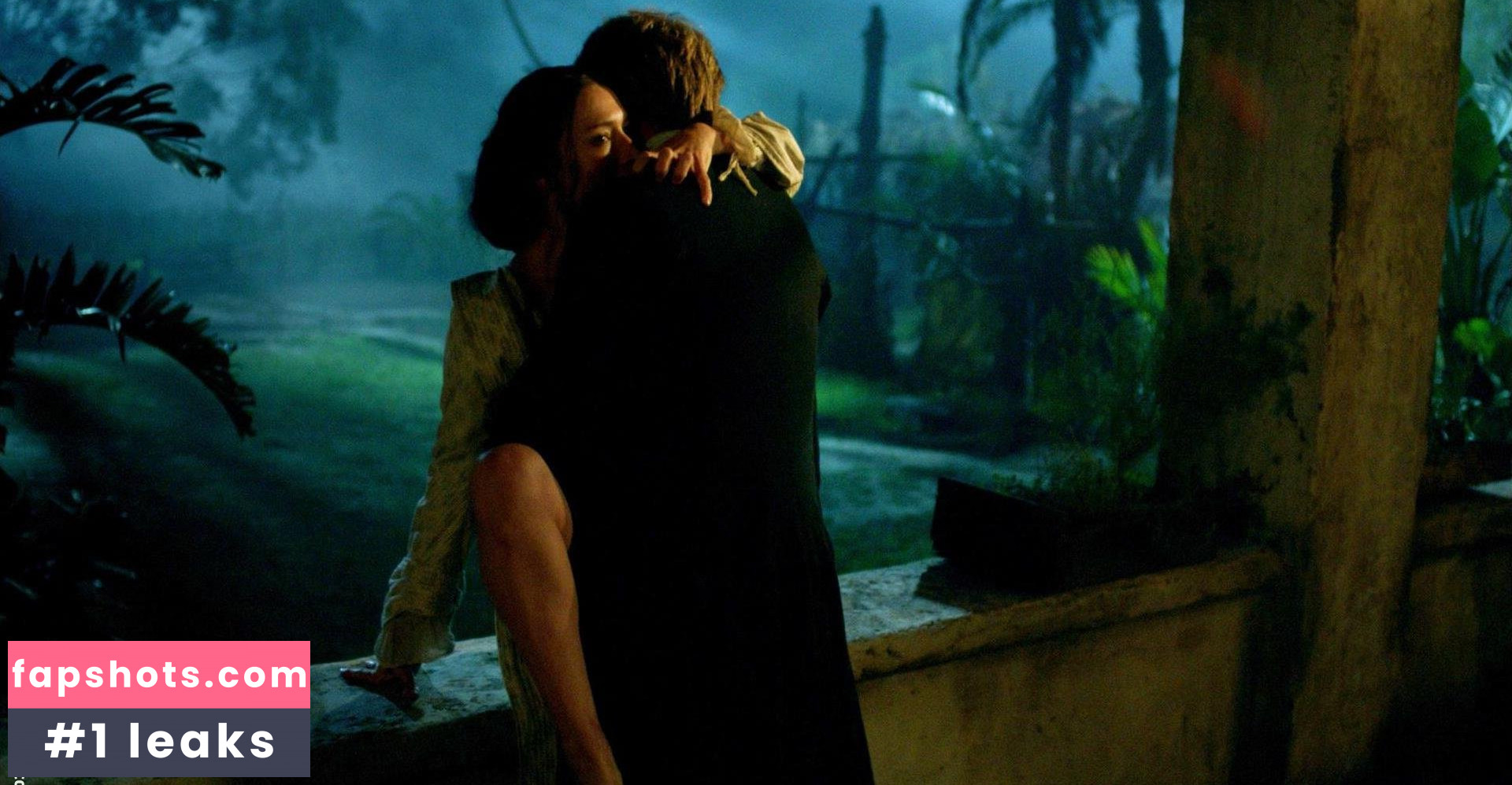 Louise Barnes gallery photo #10