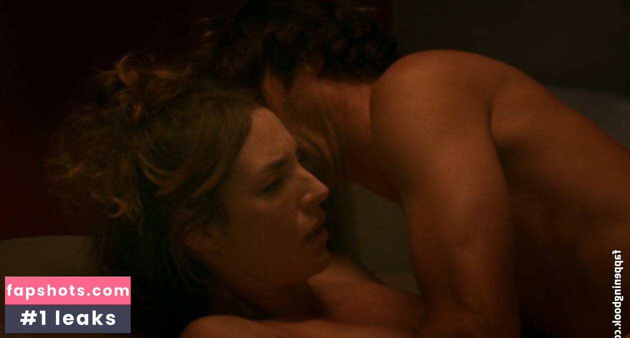 Louise Bourgoin gallery photo #2