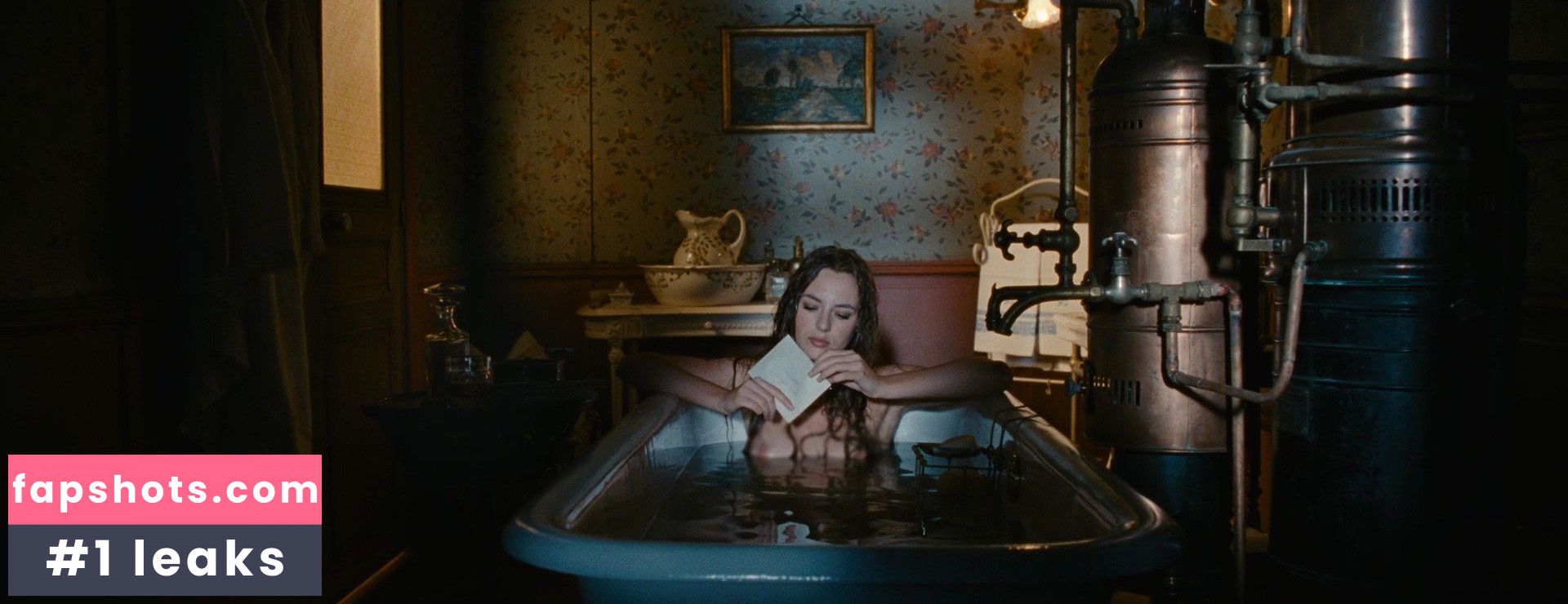 Louise Bourgoin gallery photo #54