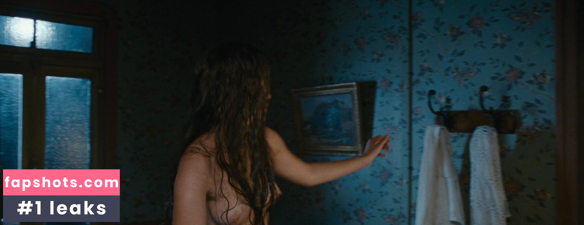 Louise Bourgoin gallery photo #61