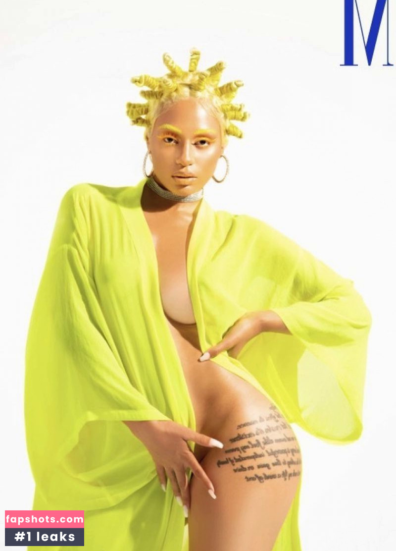 Louise Chantal gallery photo #2