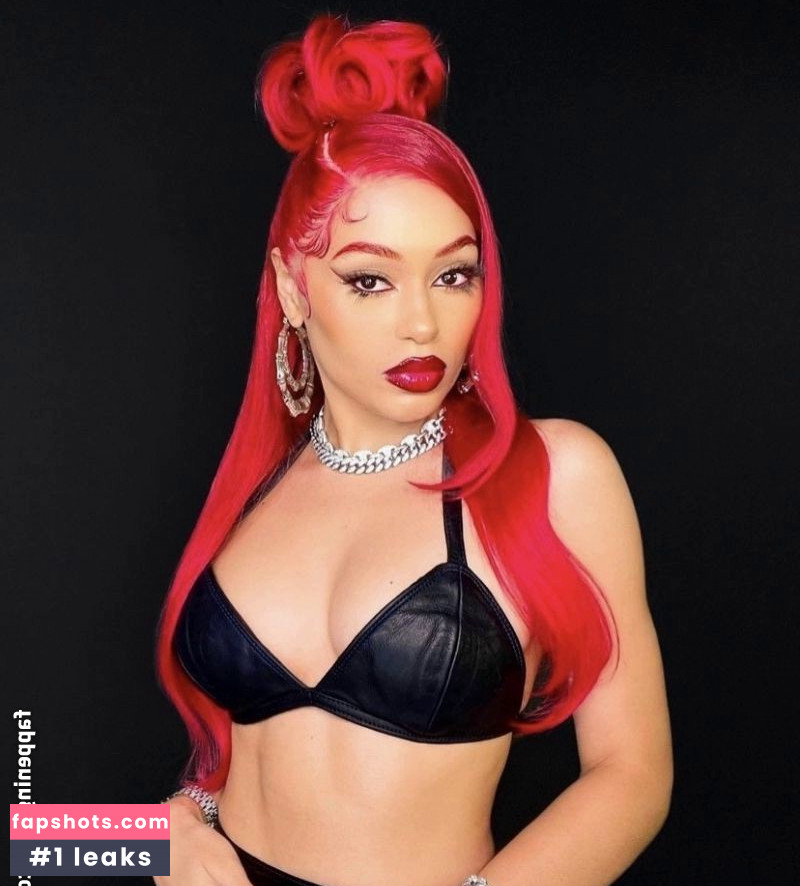 Louise Chantal gallery photo #3