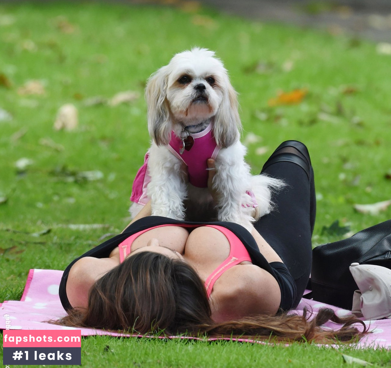 Louise Cliffe Filtración Desnuda OnlyFans Foto #18 - Fapshots