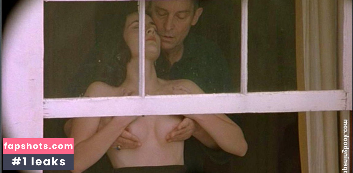 Louise Delamere Nude Leaks OnlyFans Photos #11 - LeakJerk