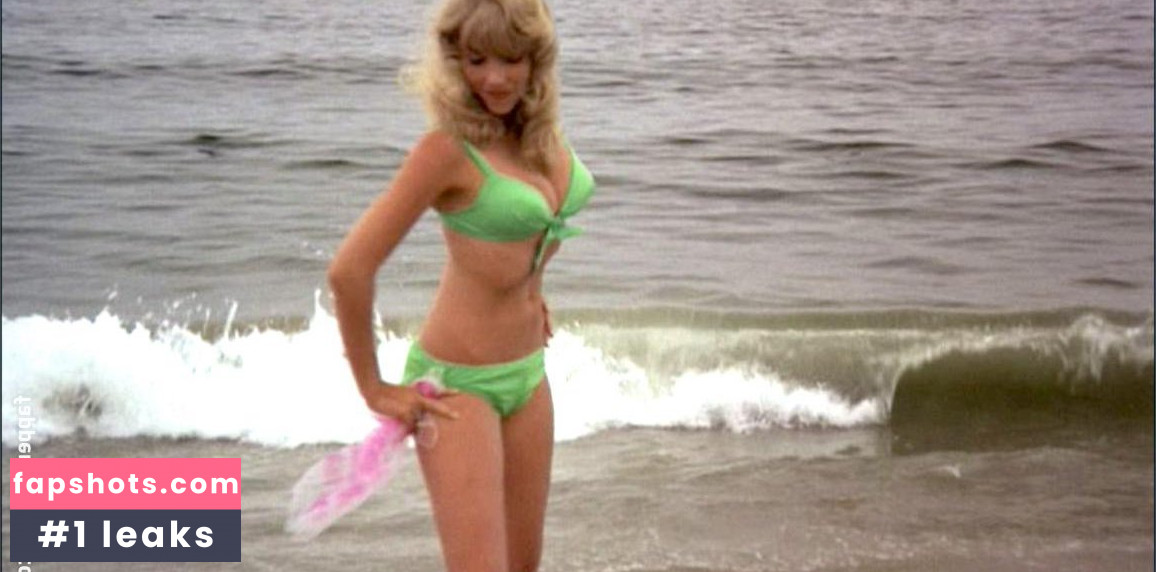 Louise Golding nude babe gallery