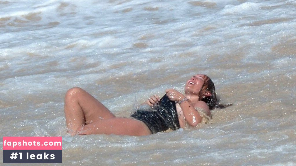 Louise Redknapp gallery photo #93