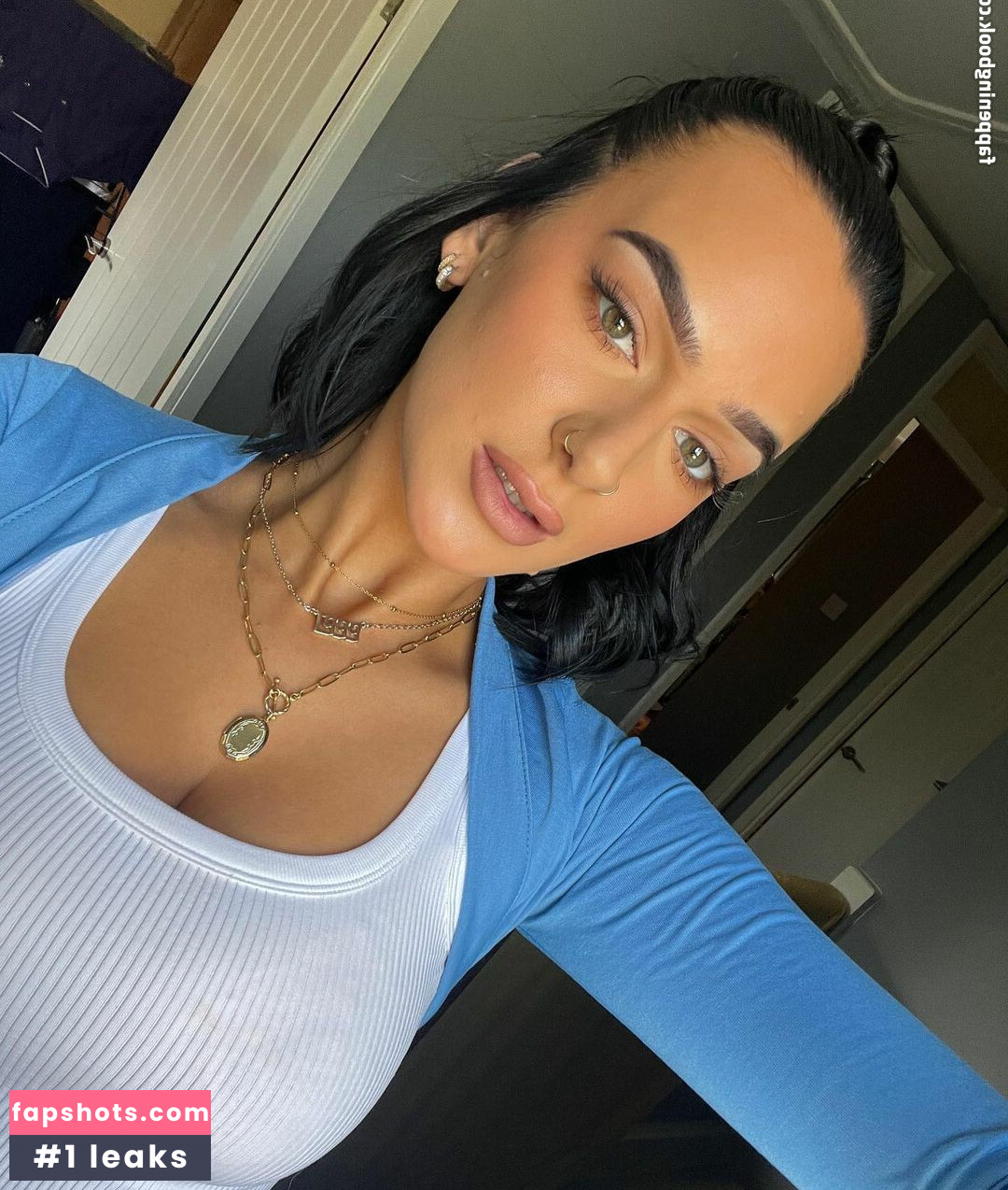 Louise Reid gallery photo #19