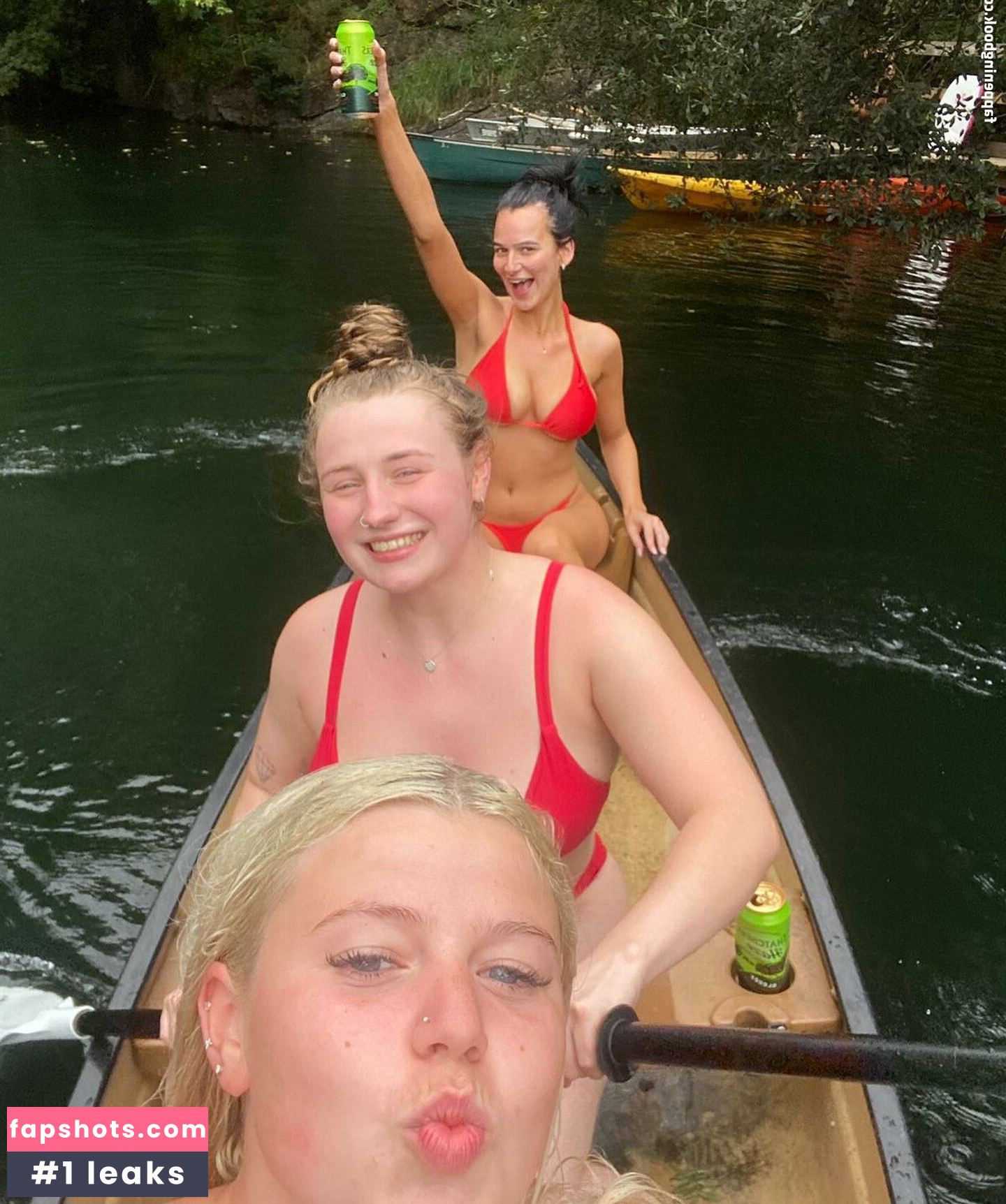 Louise Reid gallery photo #7