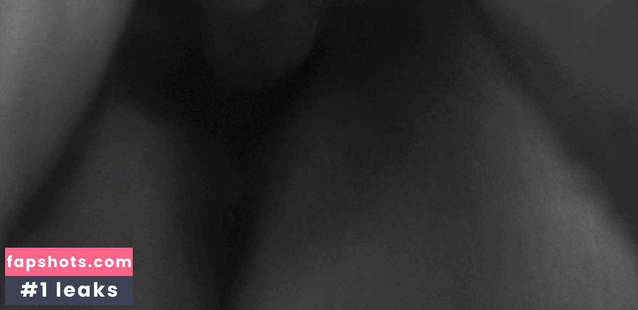 Louise White gallery photo #15