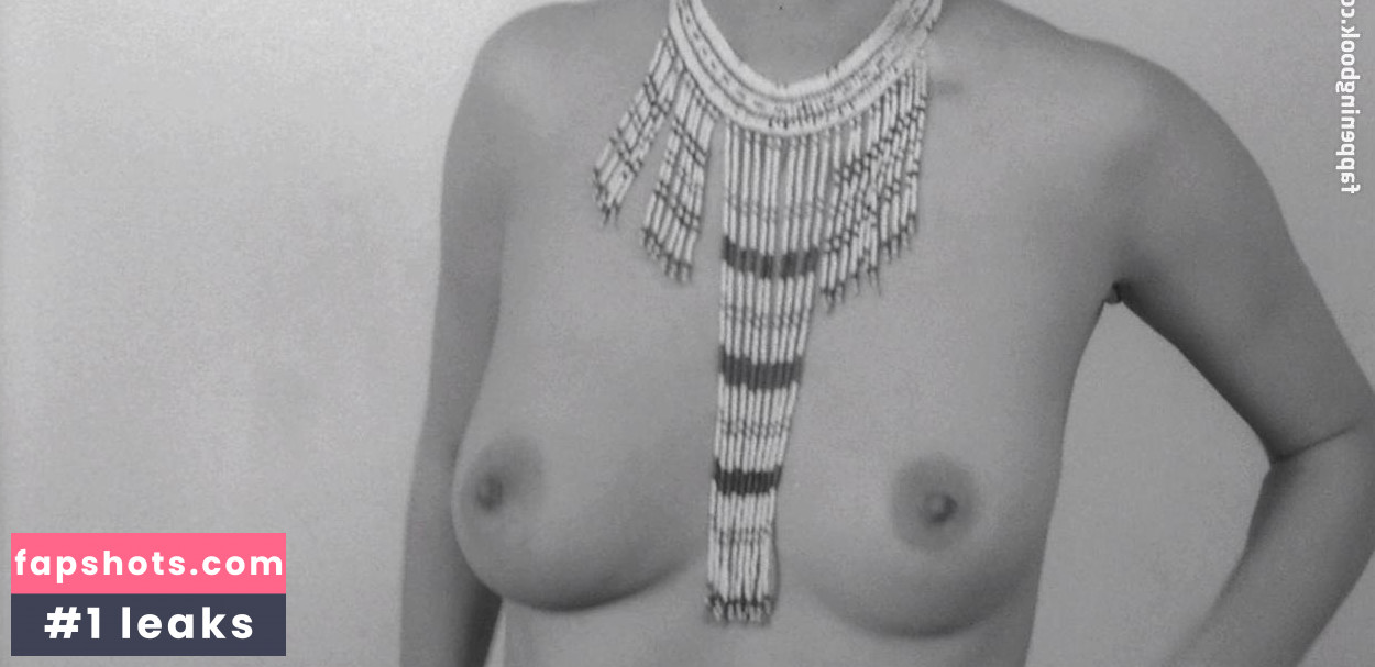 Louise White gallery photo #9