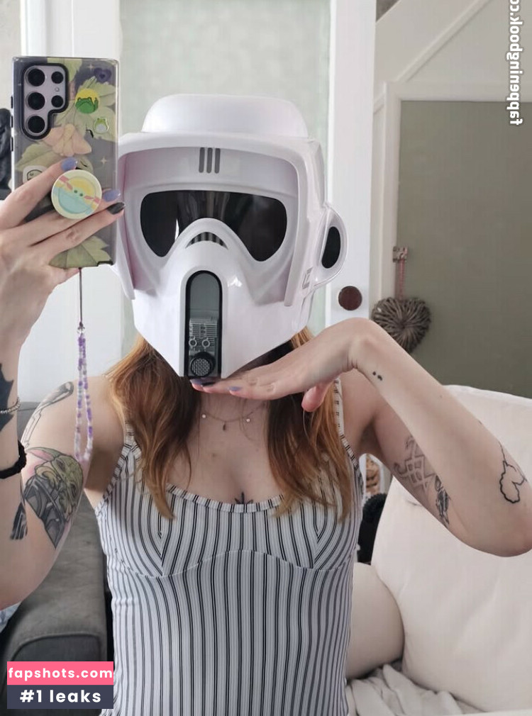 LouiseJulie gallery photo #9