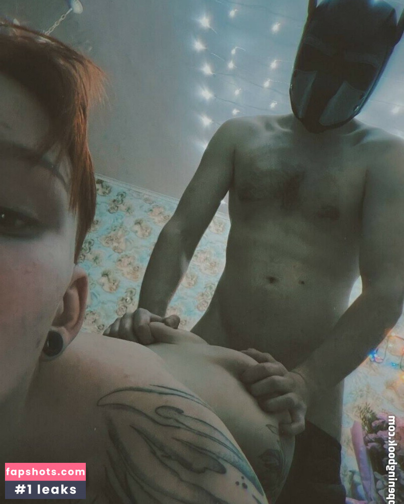 LounaCerberus gallery photo #3