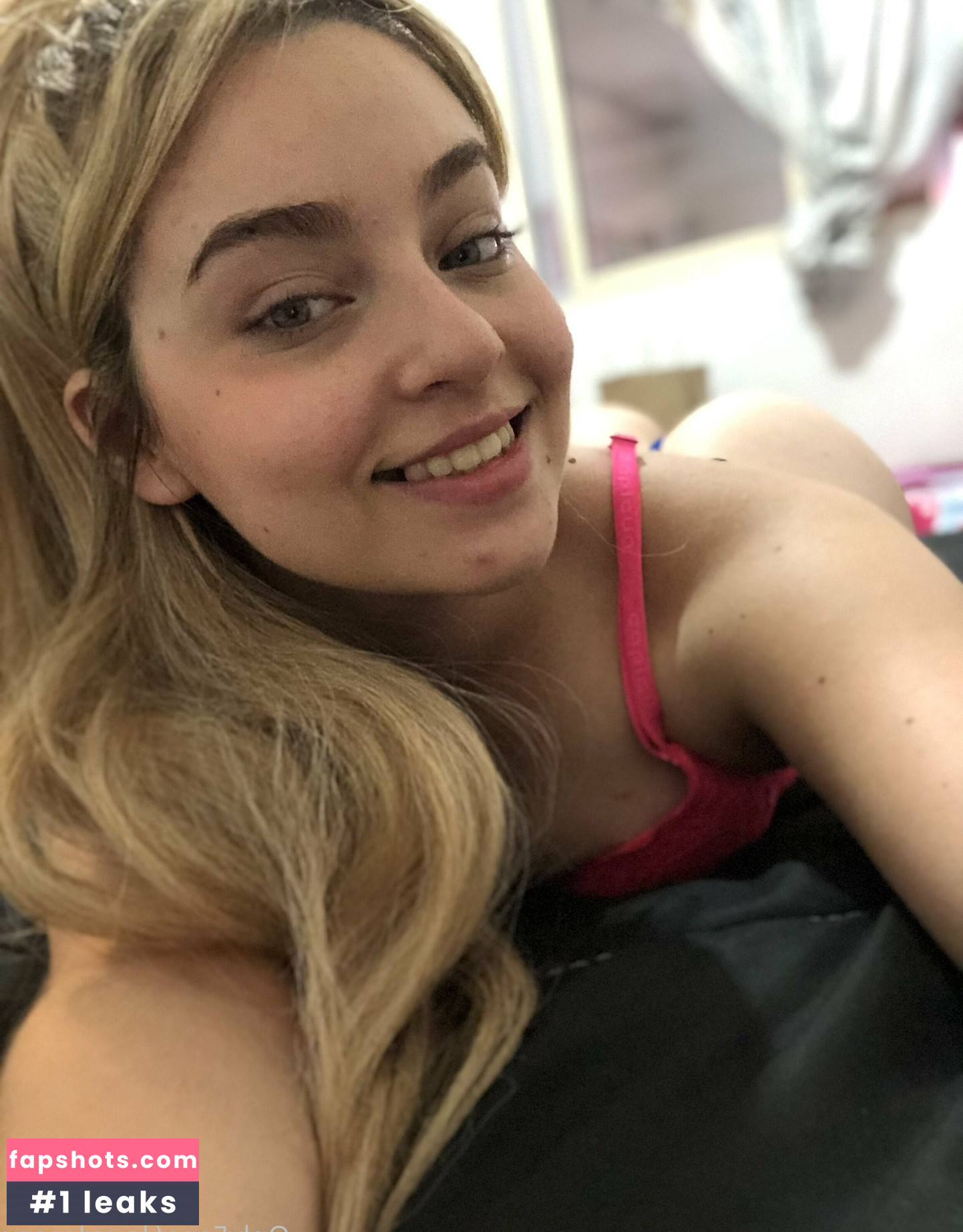 Lourdesazu gallery photo #25