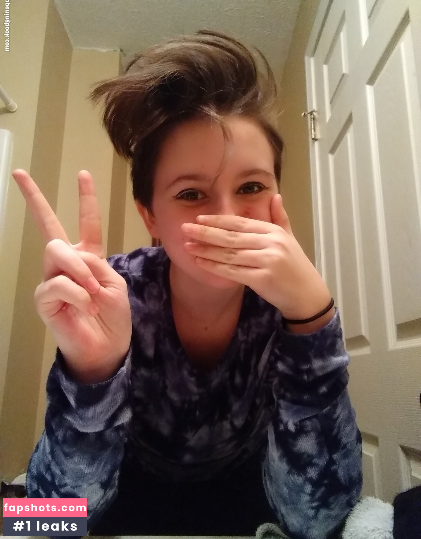 Lousyonie gallery photo #9