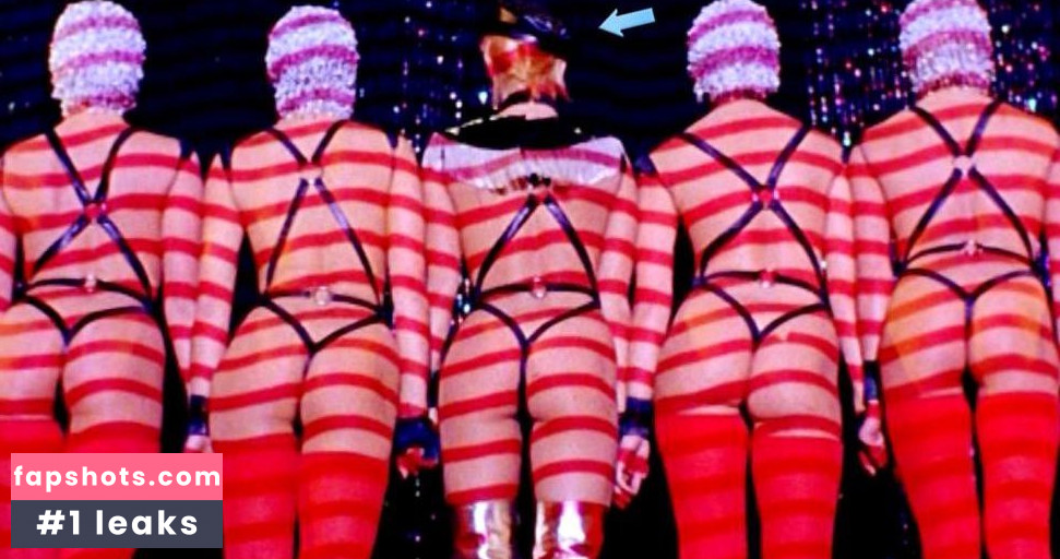 Lova Moor gallery photo #9