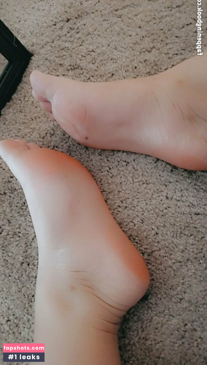 love_rika gallery photo #2