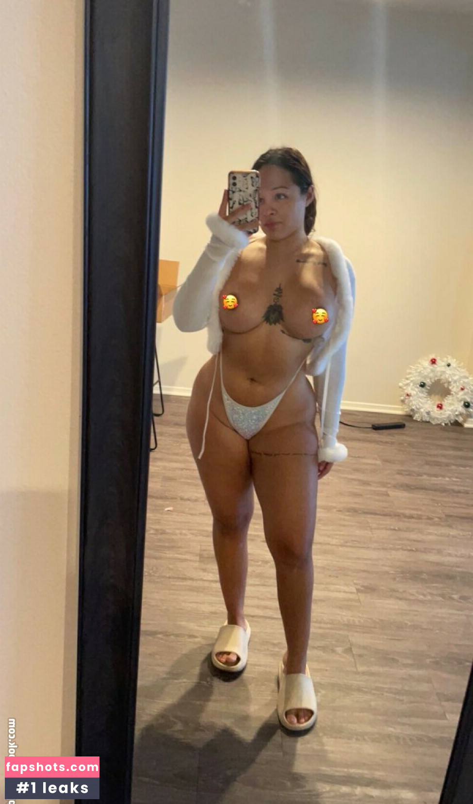 loveelylotuss gallery photo #15