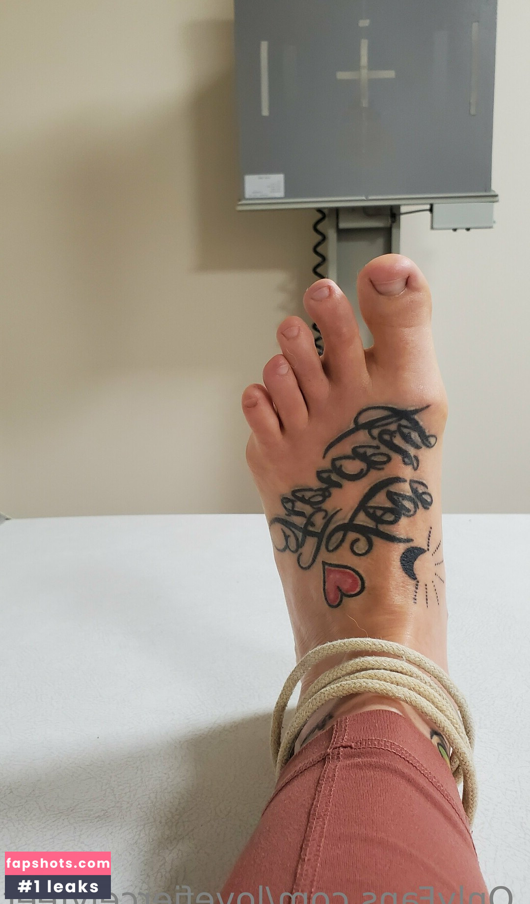 lovefiercelyfeet Nude Leaks OnlyFans Photos #3 - LeakJerk
