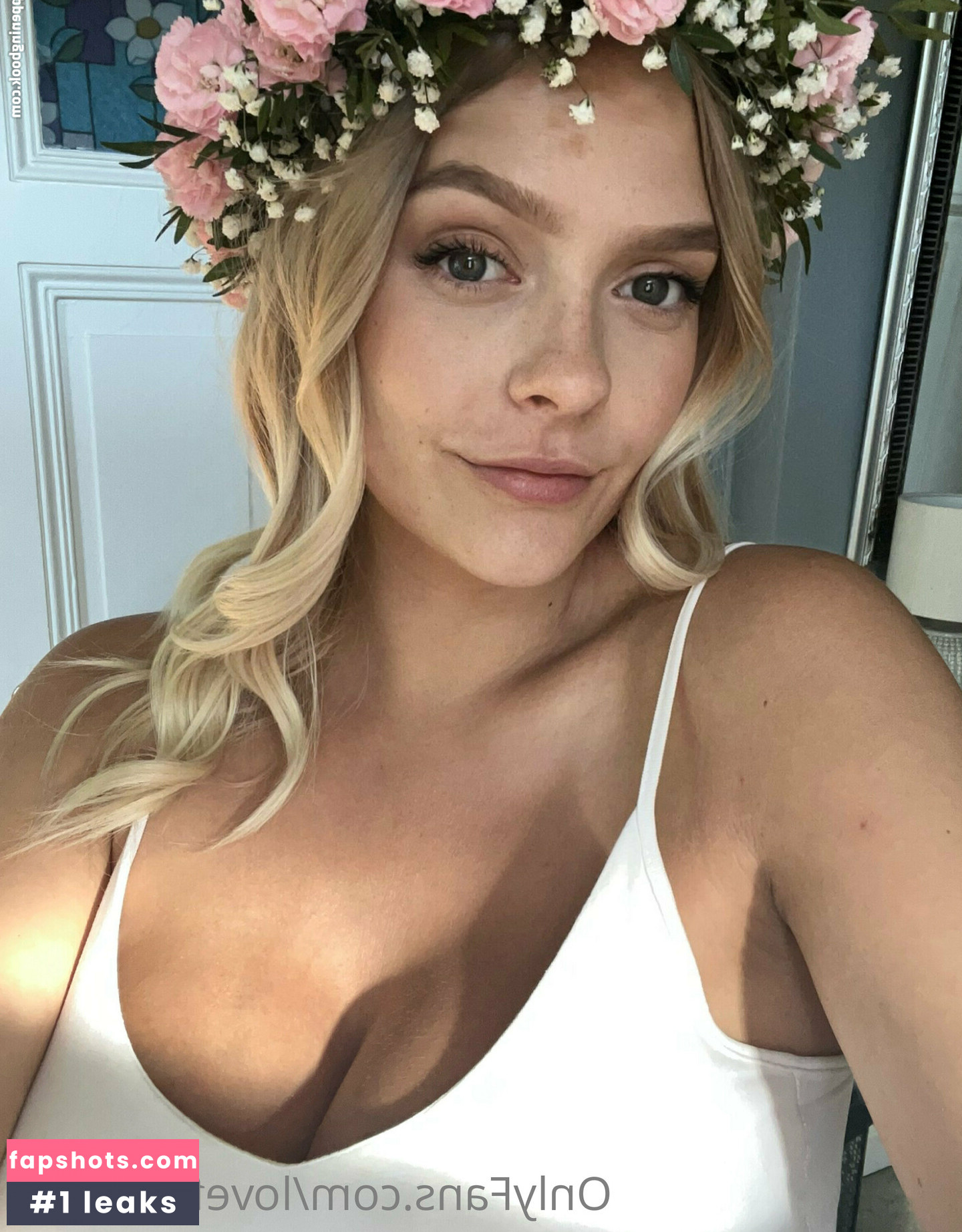 LoveFromBeth gallery photo #15