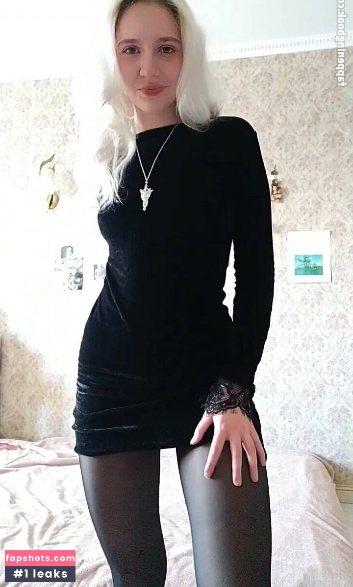 lovely_daria Nude Leaks OnlyFans Photos #8 - LeakJerk