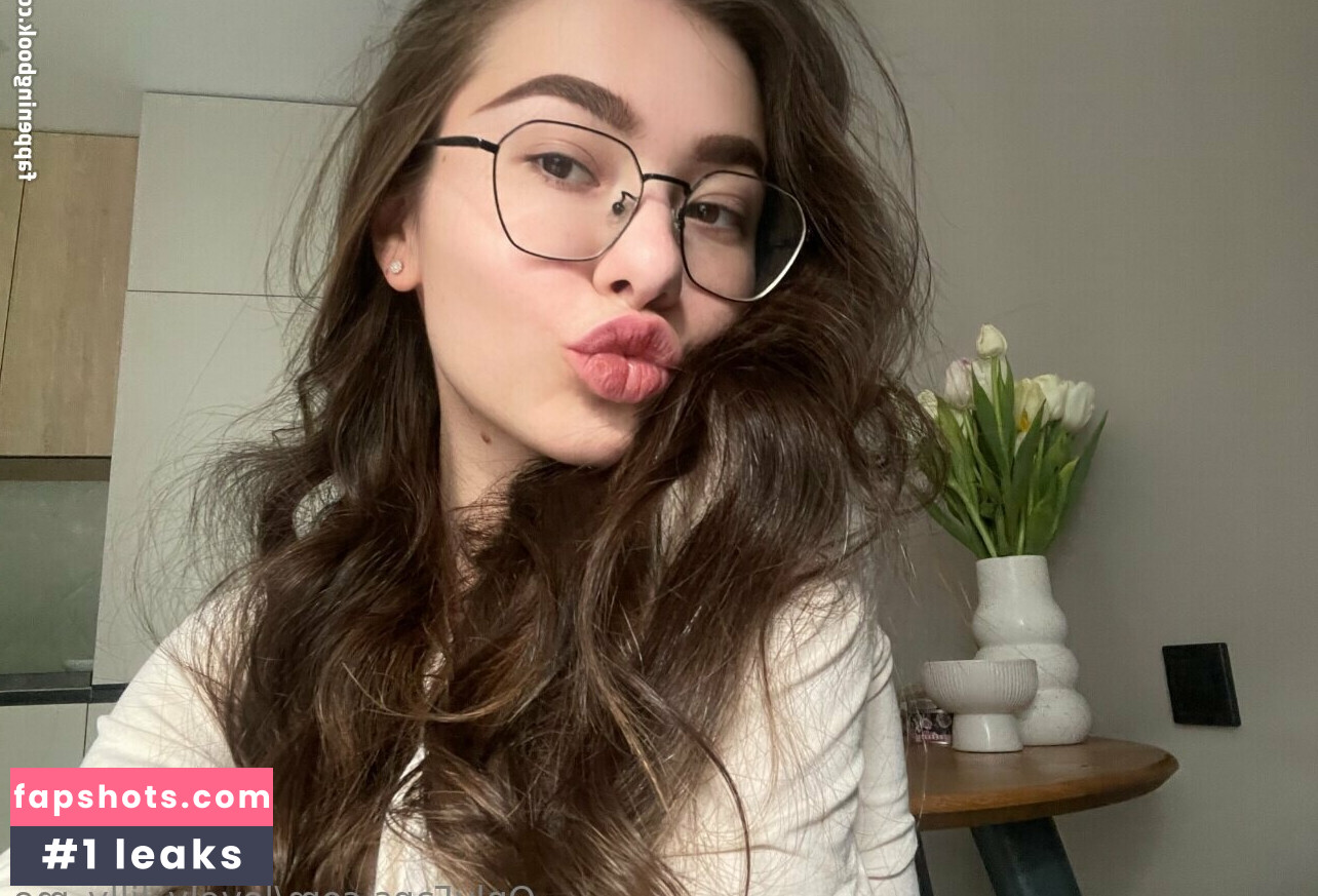 lovely_lilly_me Nude Leaks OnlyFans Photos #19 - LeakJerk