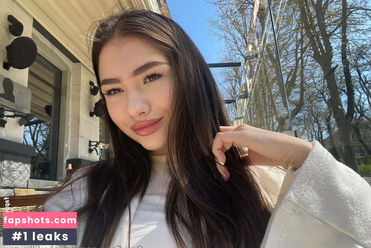 lovely_lilly_me Nude Leaks OnlyFans Photos #6 - LeakJerk