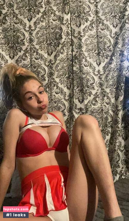 Lovely Lina gallery photo #18