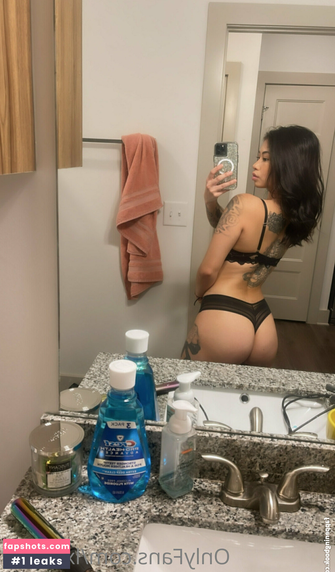 Lovely Linda gallery photo #38