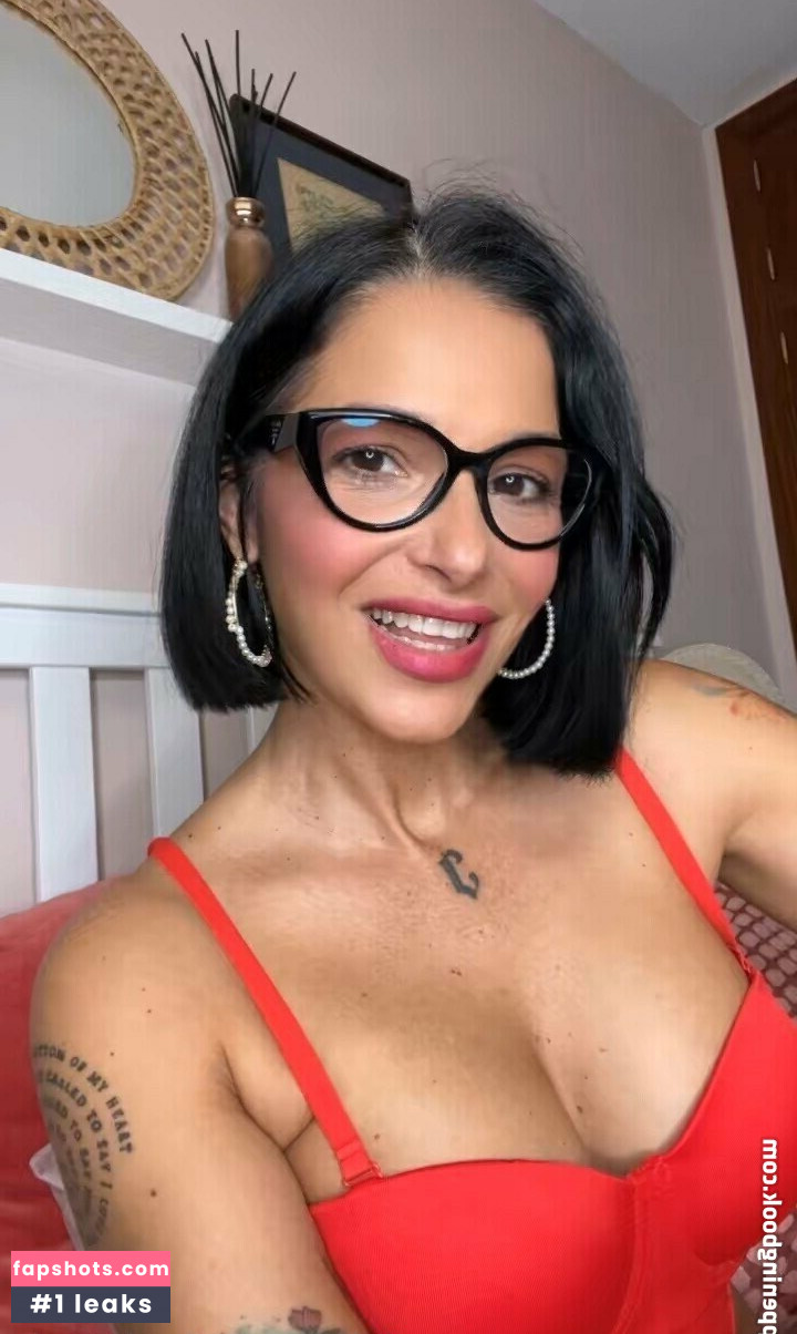 lovely_maria gallery photo #32