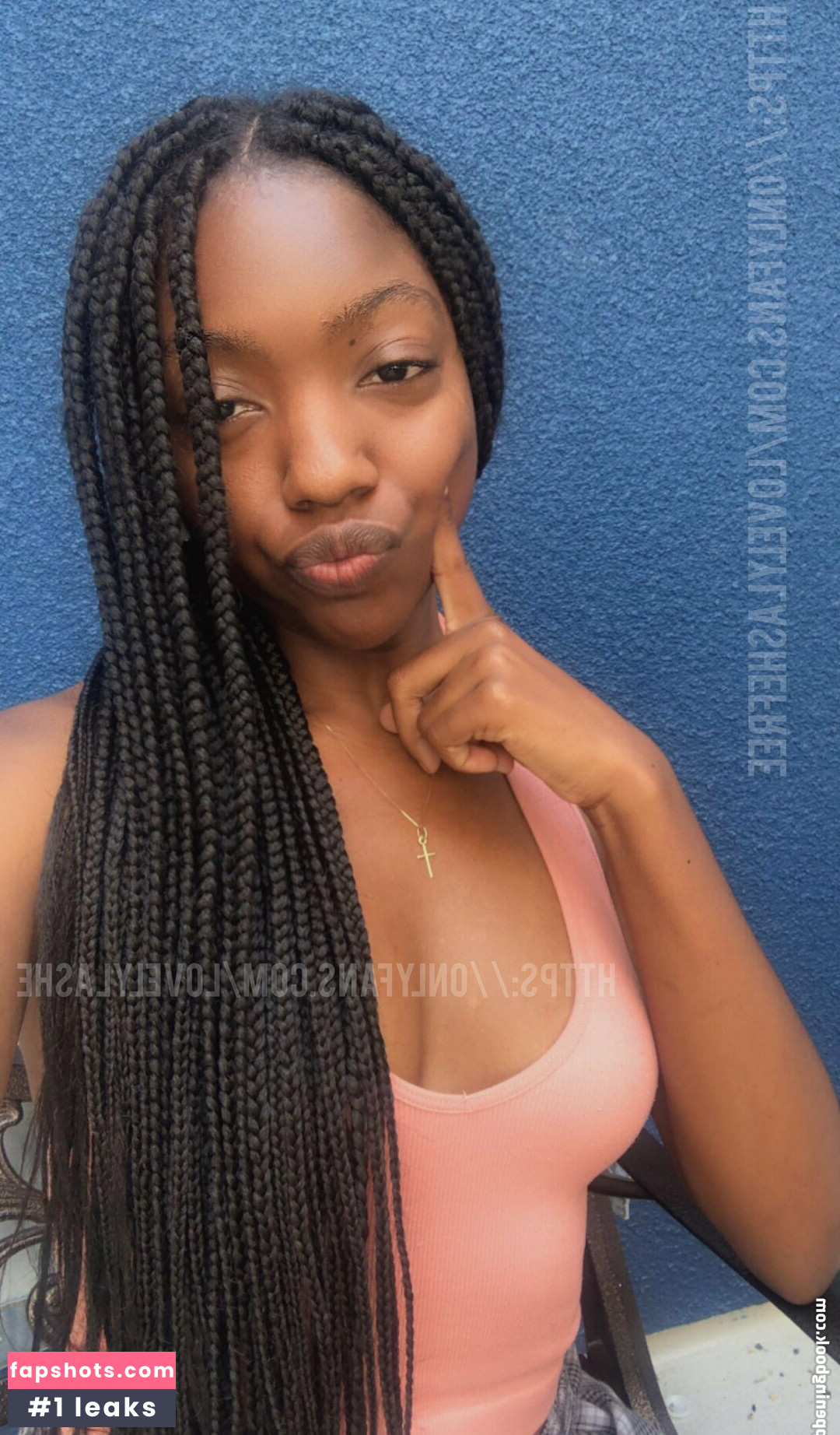 lovelylashefree gallery photo #5