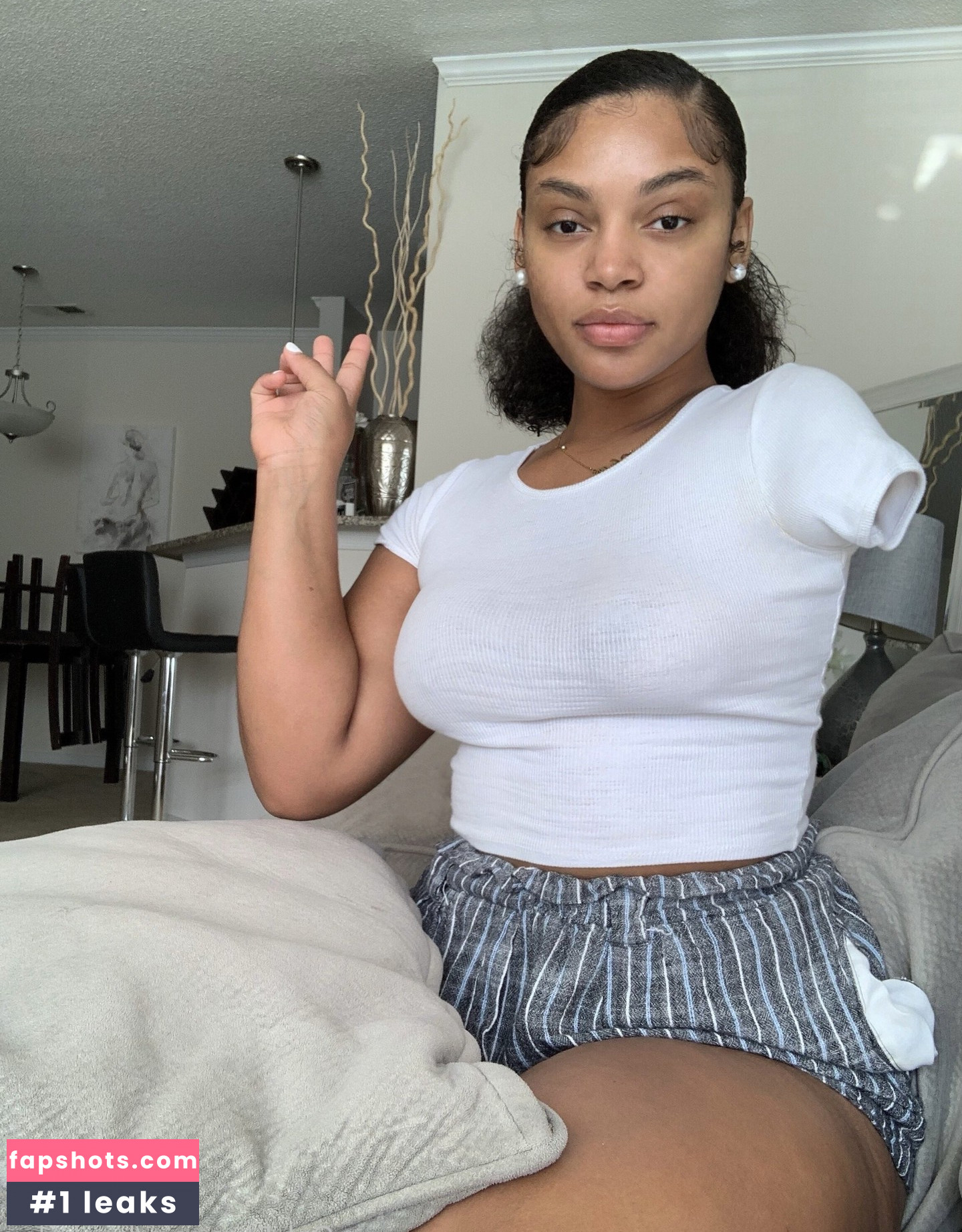 lovelyskys gallery photo #7