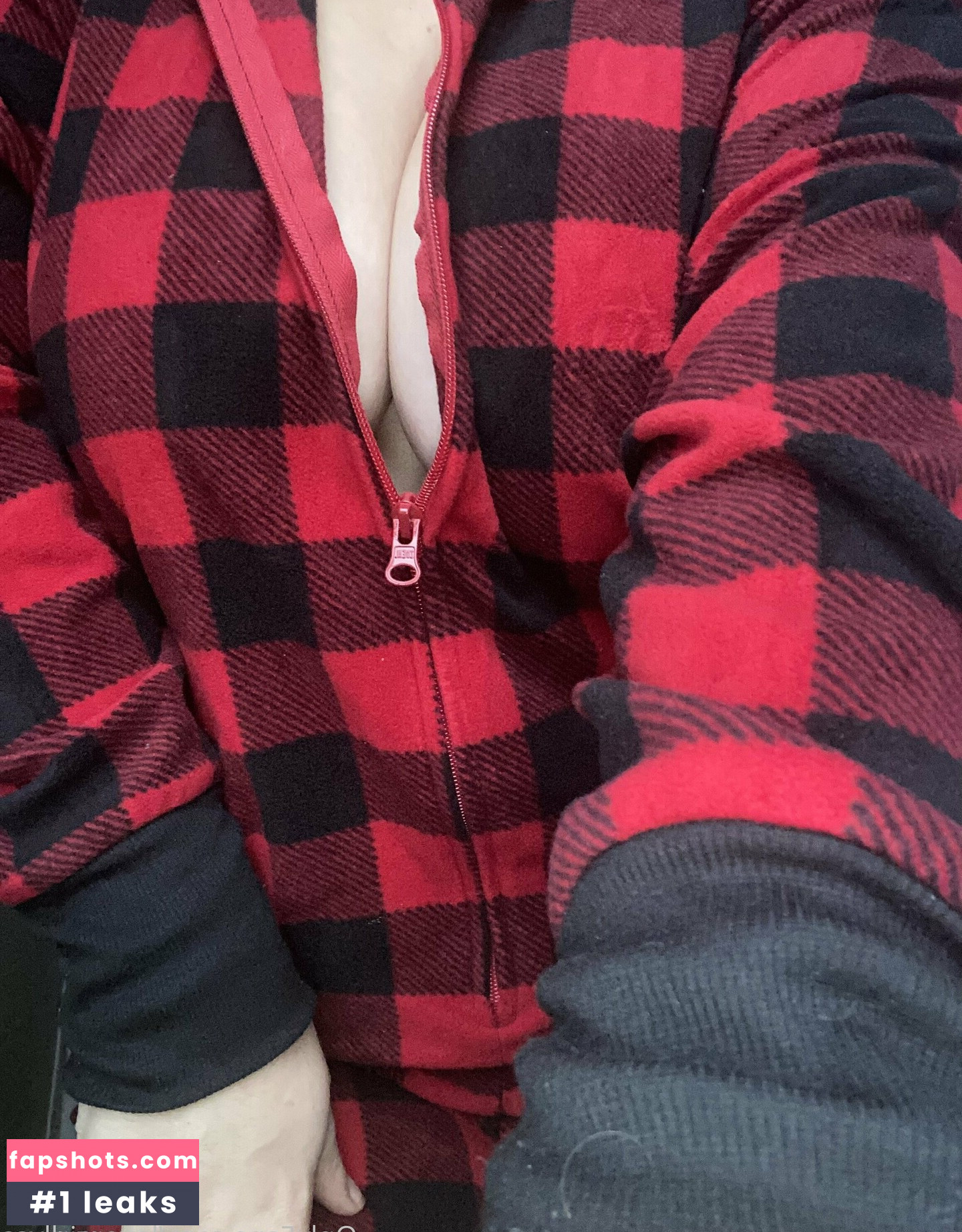 lovergirllyss gallery photo #2