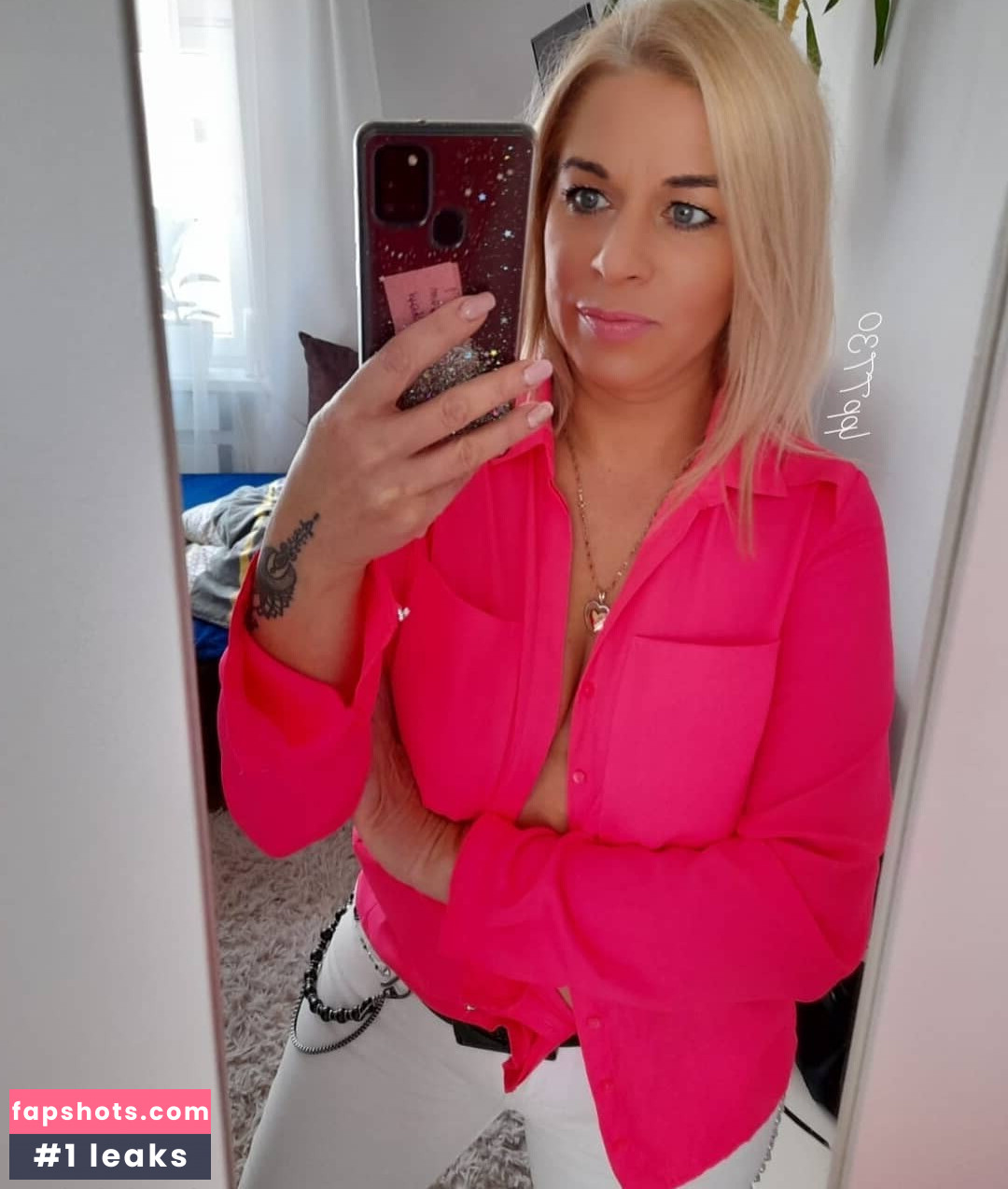 Lpp7730 nude babe gallery