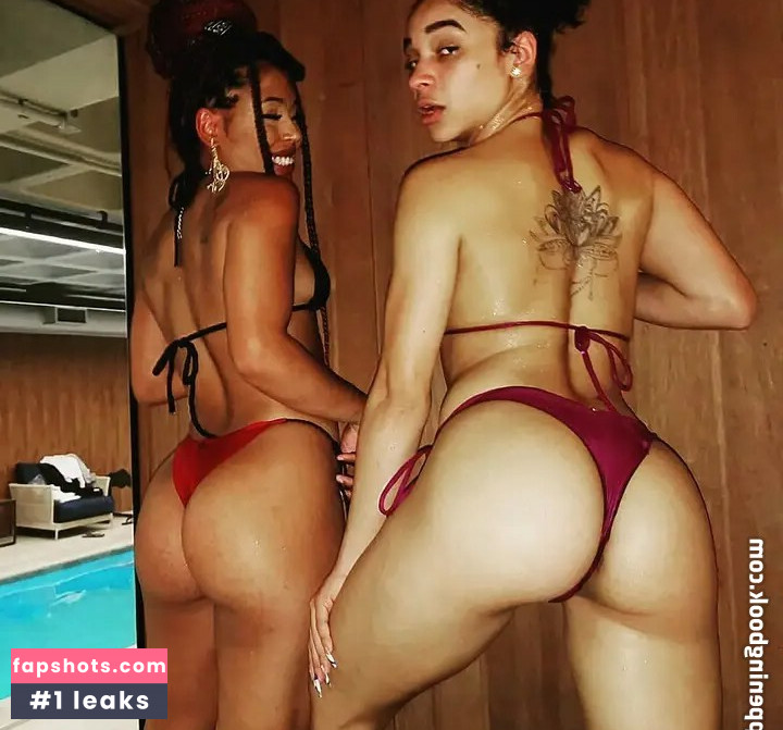 Lua Sophia nude babe gallery