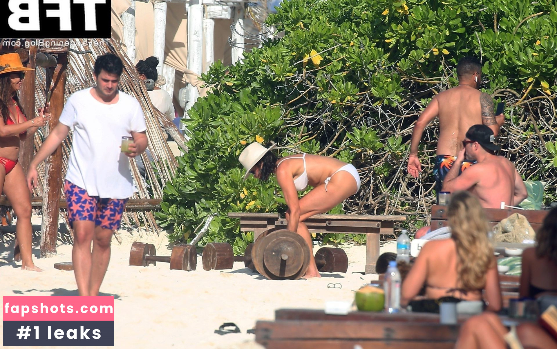 Luann de Lesseps Nahé úniky fotek pouze od fanoušků #76 - Fapshots