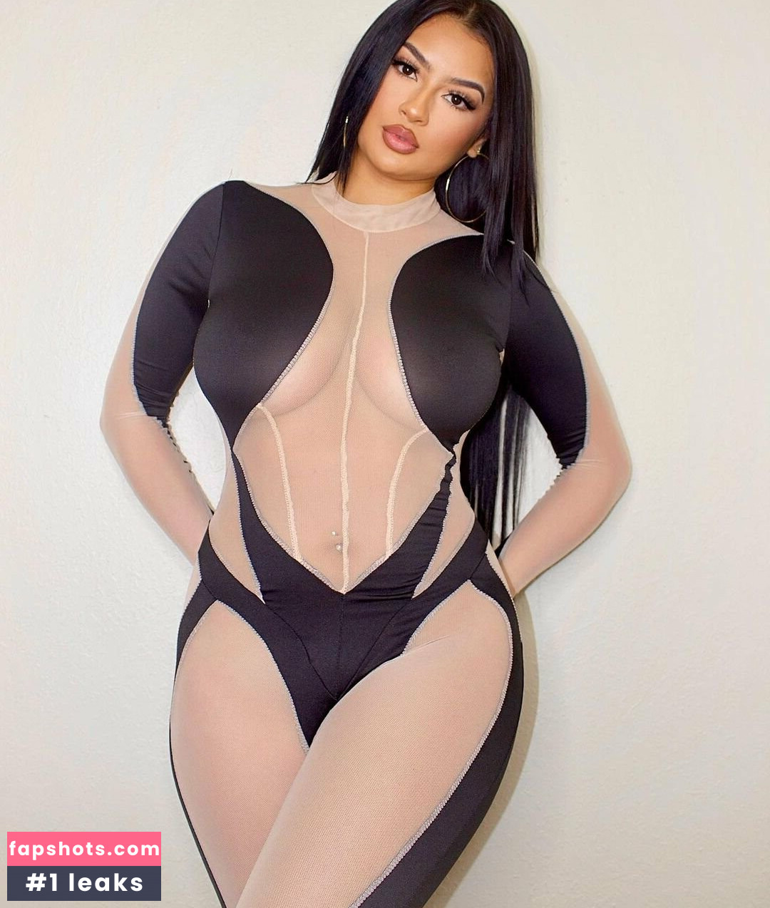 Lucero Crystal gallery photo #24