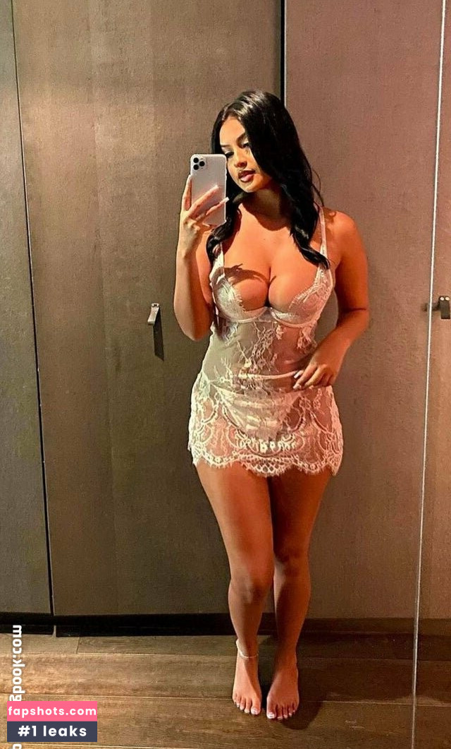 Lucero Crystal gallery photo #31