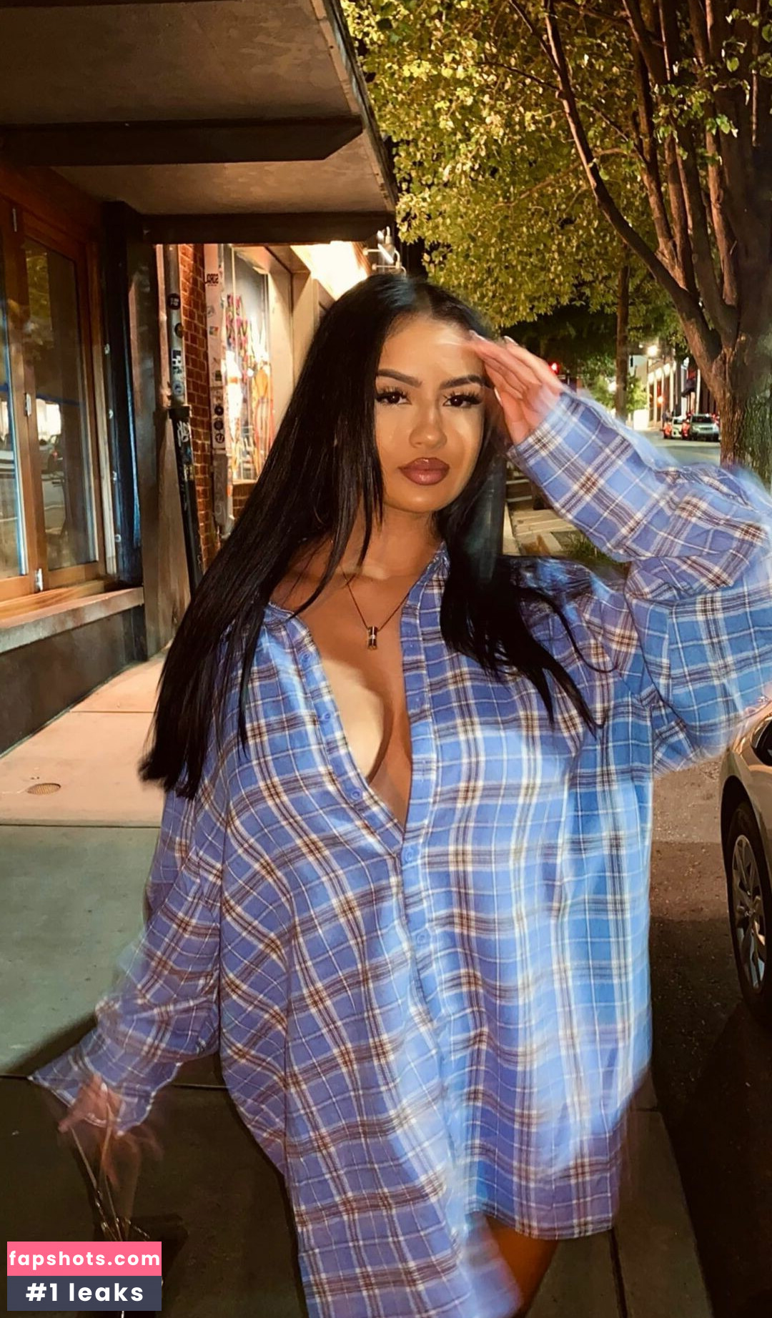 Lucero Crystal gallery photo #7