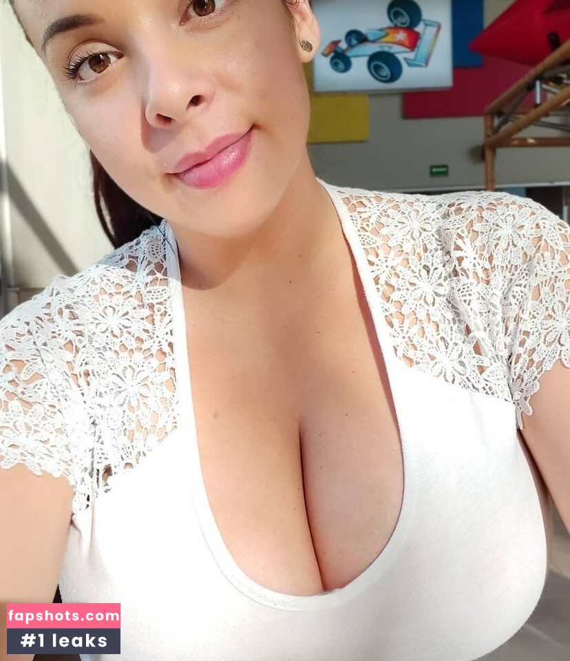 Lucero gallery photo #34