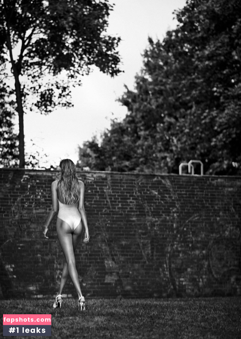 Lucette Van Beek Nude Leaks OnlyFans Photos #49 - LeakJerk