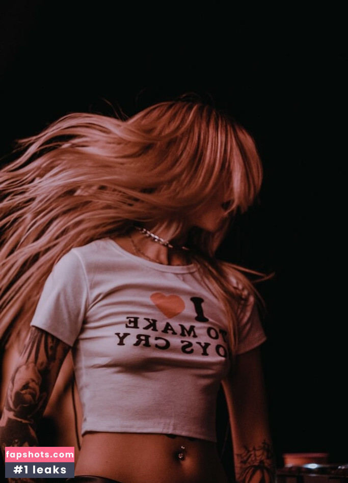 Luci gallery photo #10