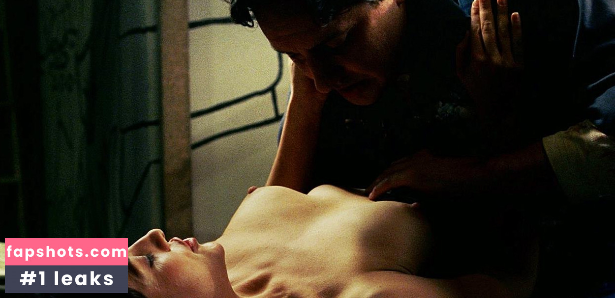 Lucia Bravo gallery photo #4