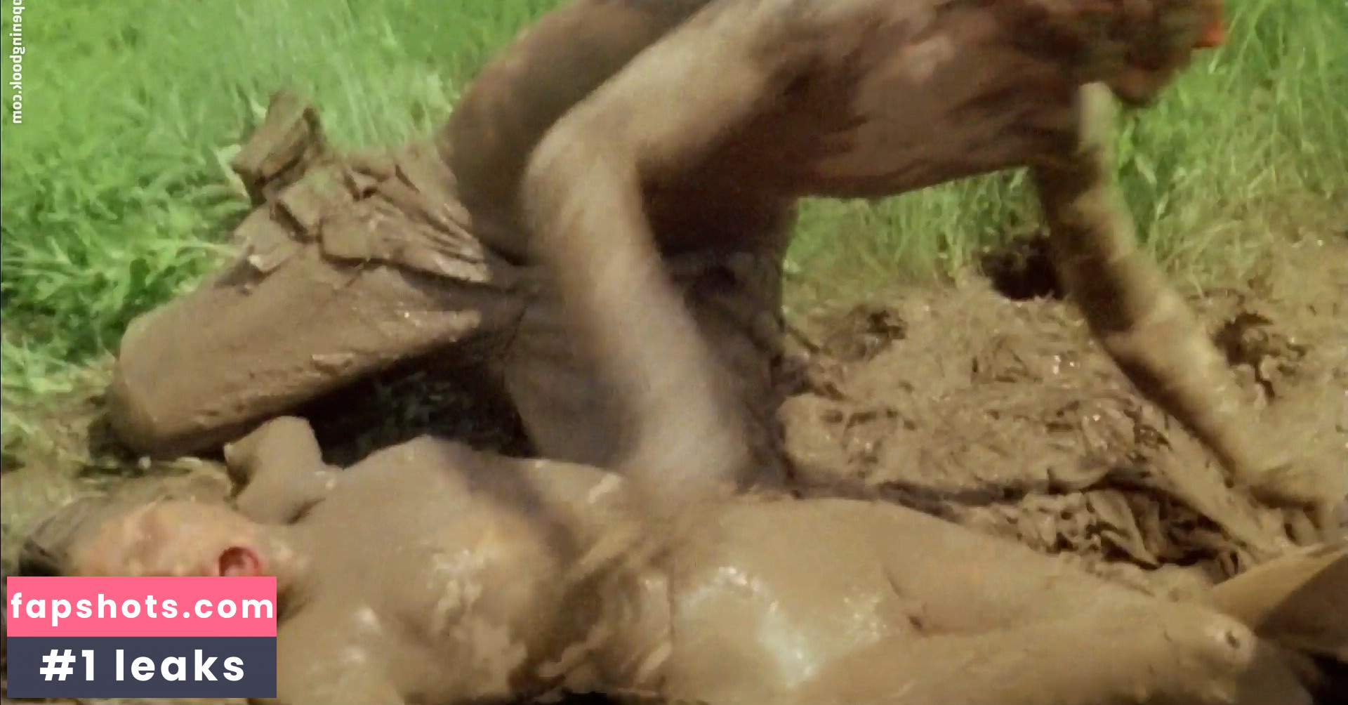 Lucia Costantini nude babe gallery