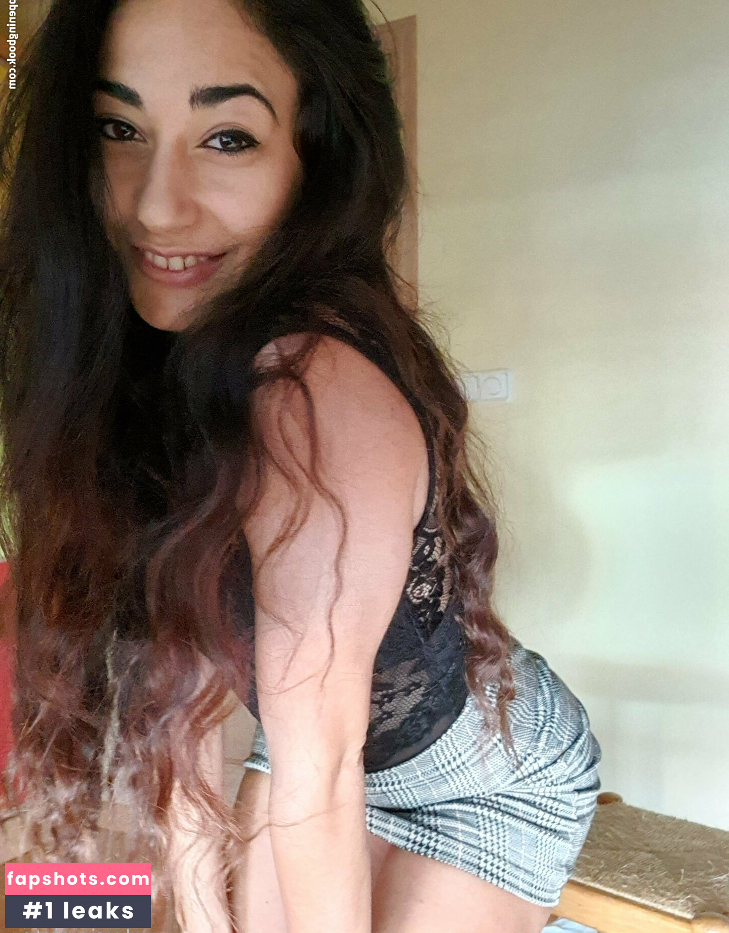 lucianietox gallery photo #3