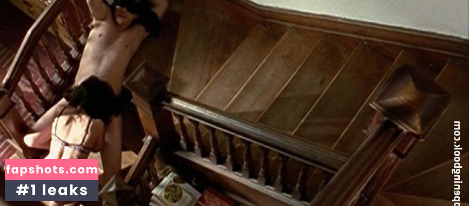 Lucie Laurier Nude Leaks OnlyFans Photos #37 - LeakJerk