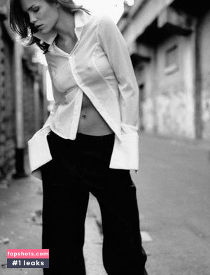 Lucie Prsalova gallery photo #3