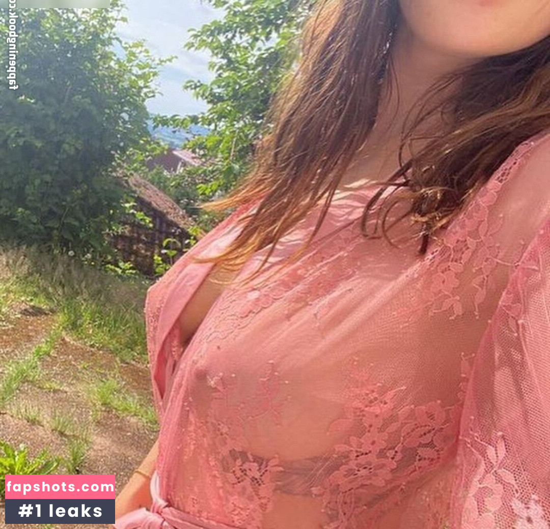 Lucie White gallery photo #2