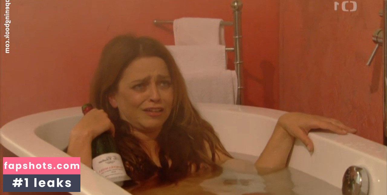 Lucie Zednickova gallery photo #12