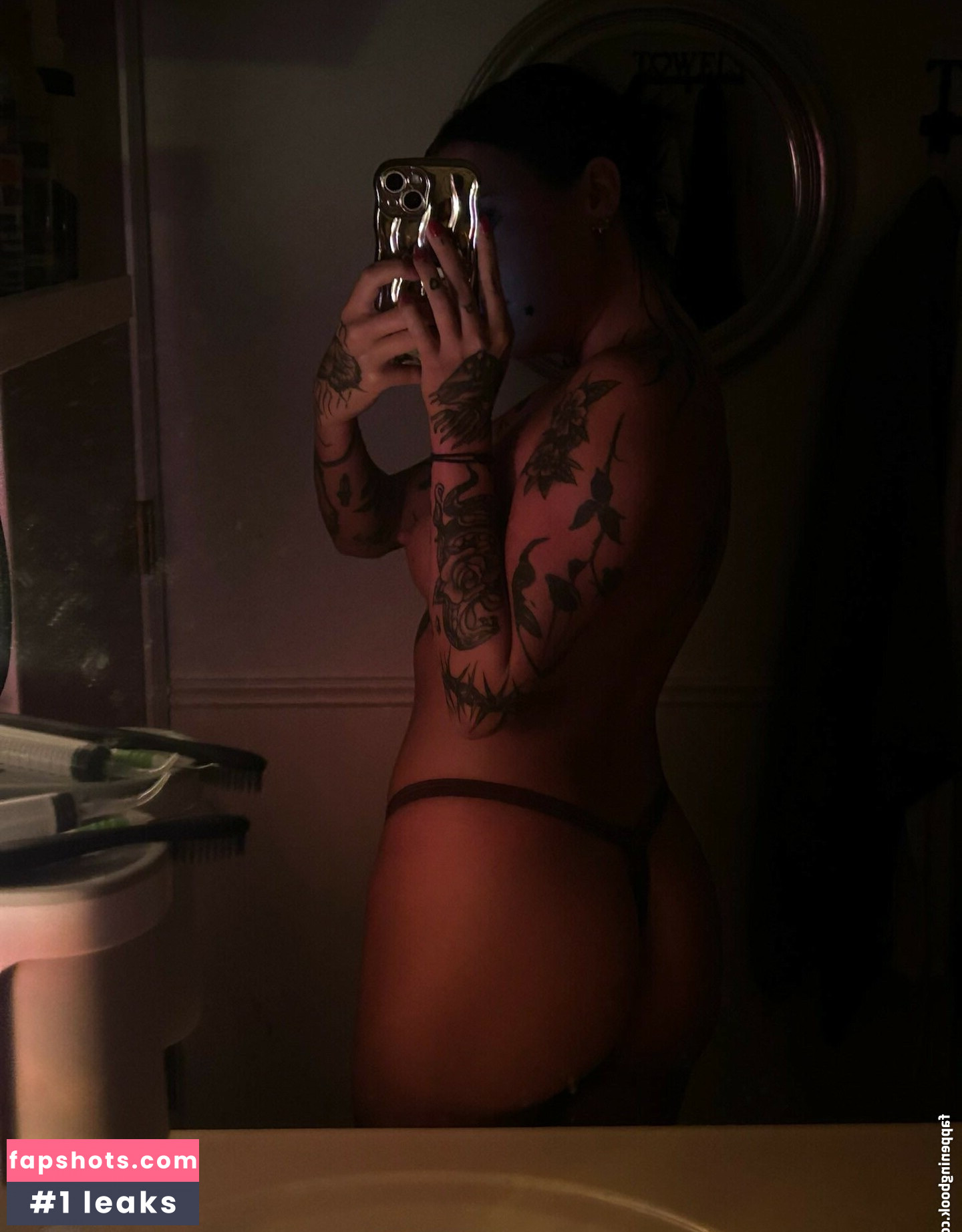 luciferisfemale gallery photo #6