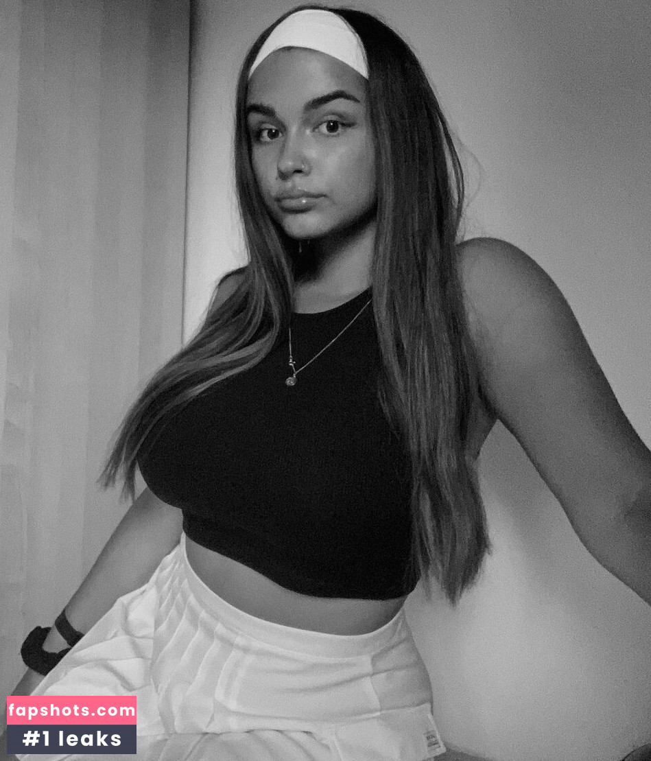 Lucile Nude Leaks OnlyFans Photos #16 - LeakJerk